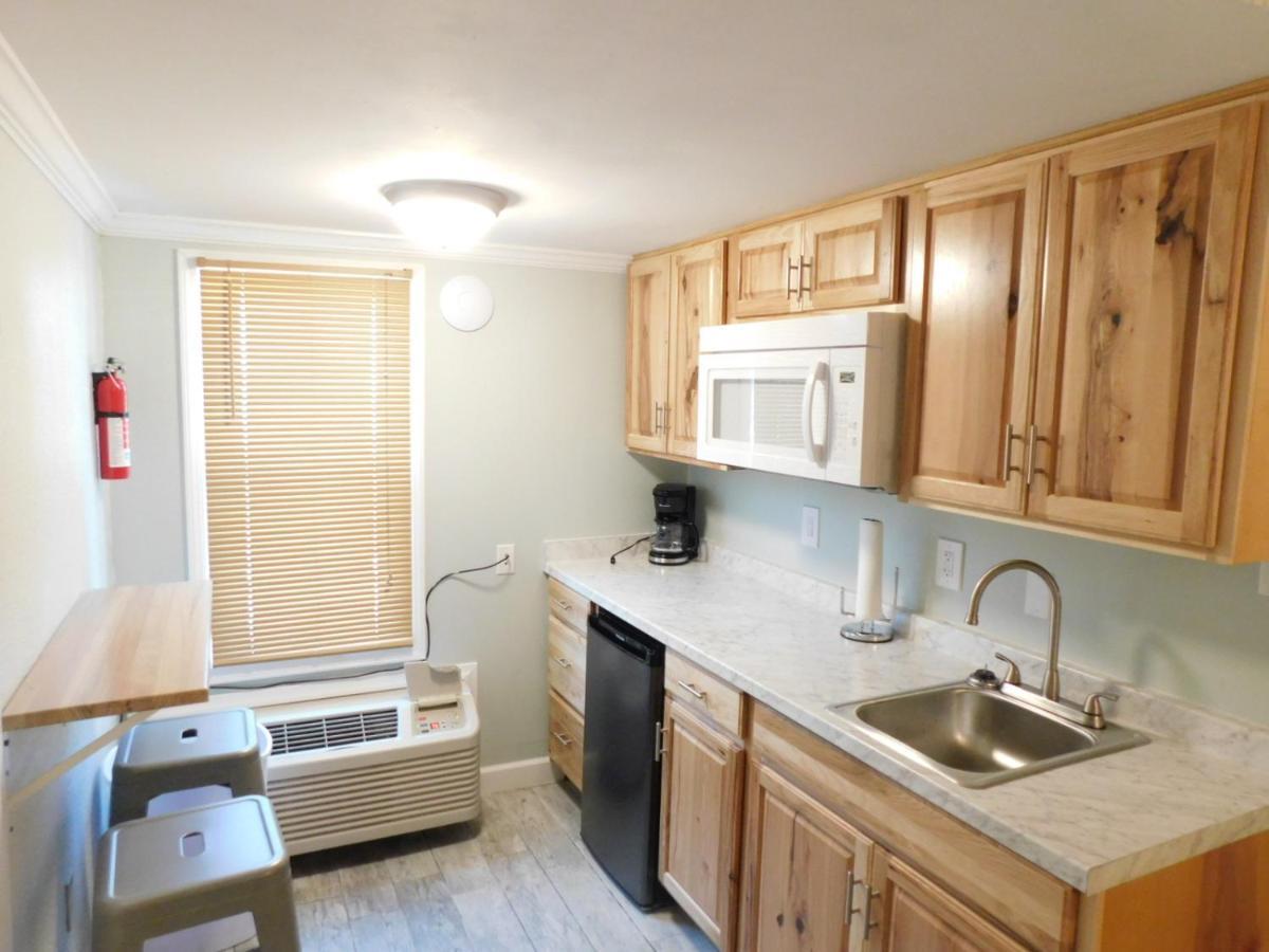 Budget Friendly Condo Perfect For A Romantic Getaway Within Walking Distance To The Beach! Gulf Shores Luaran gambar