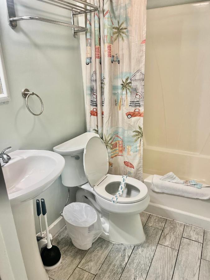 Budget Friendly Condo Perfect For A Romantic Getaway Within Walking Distance To The Beach! Gulf Shores Luaran gambar